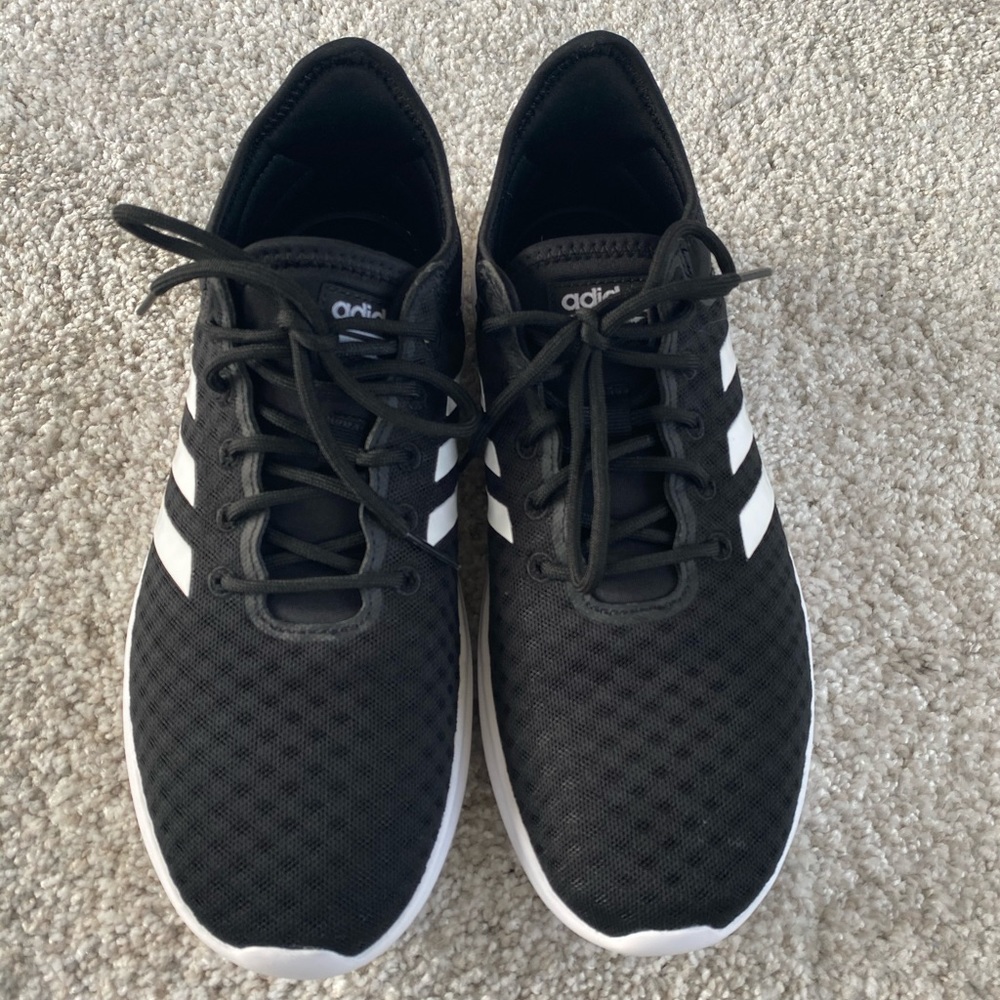 Adidas Cloudfoam running shoes